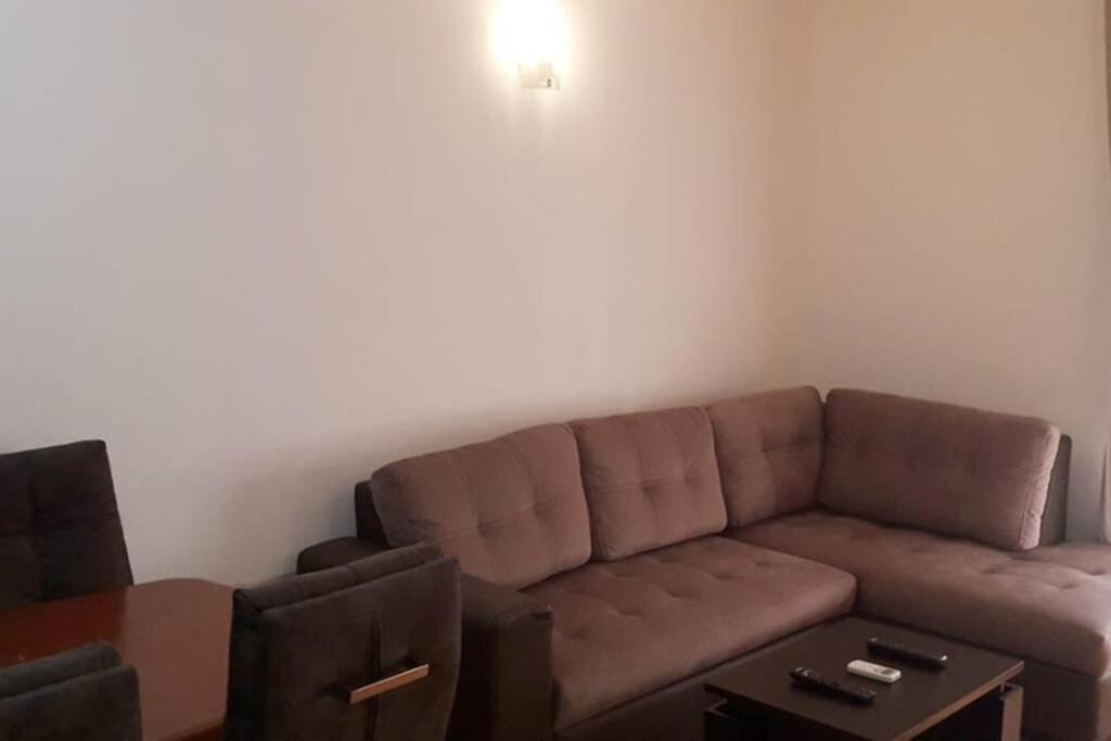Apartman Franko - Uz Parking Pula Exterior photo